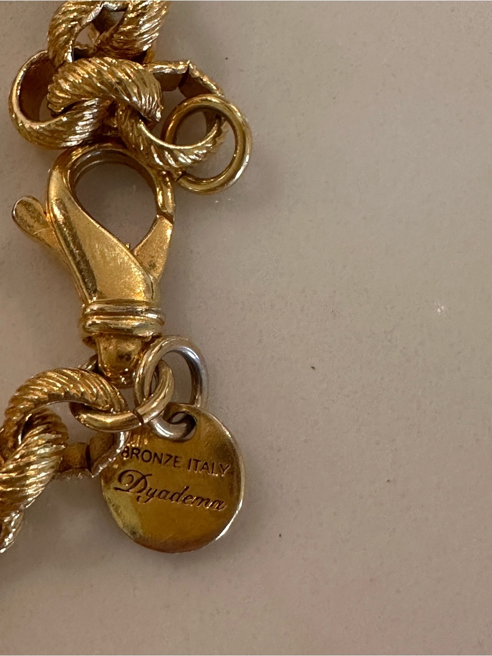 Vintage Dyadema Bronze Italy Gold Euro Coin Bracelet Gold Tone Vintage Jewelry - Picture 4 of 5